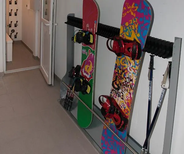 克莱本木屋 木屋 *